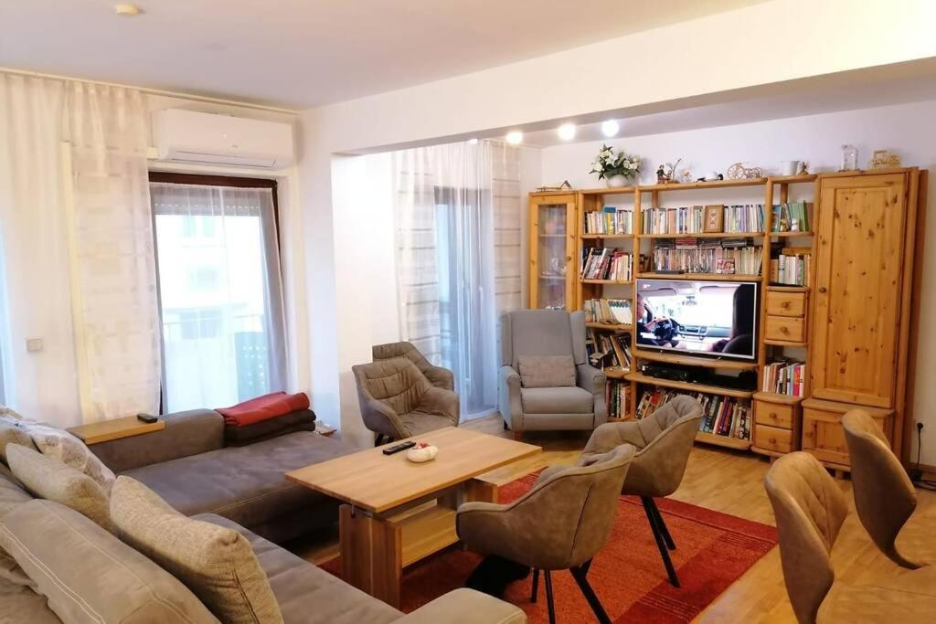 Beste Lage Im Zentrum Und Am Hofgarten 150Qm Mit Klima, 2Xbalkon, Aufzug, Familienfreundlich Bayreuth Exterior foto
